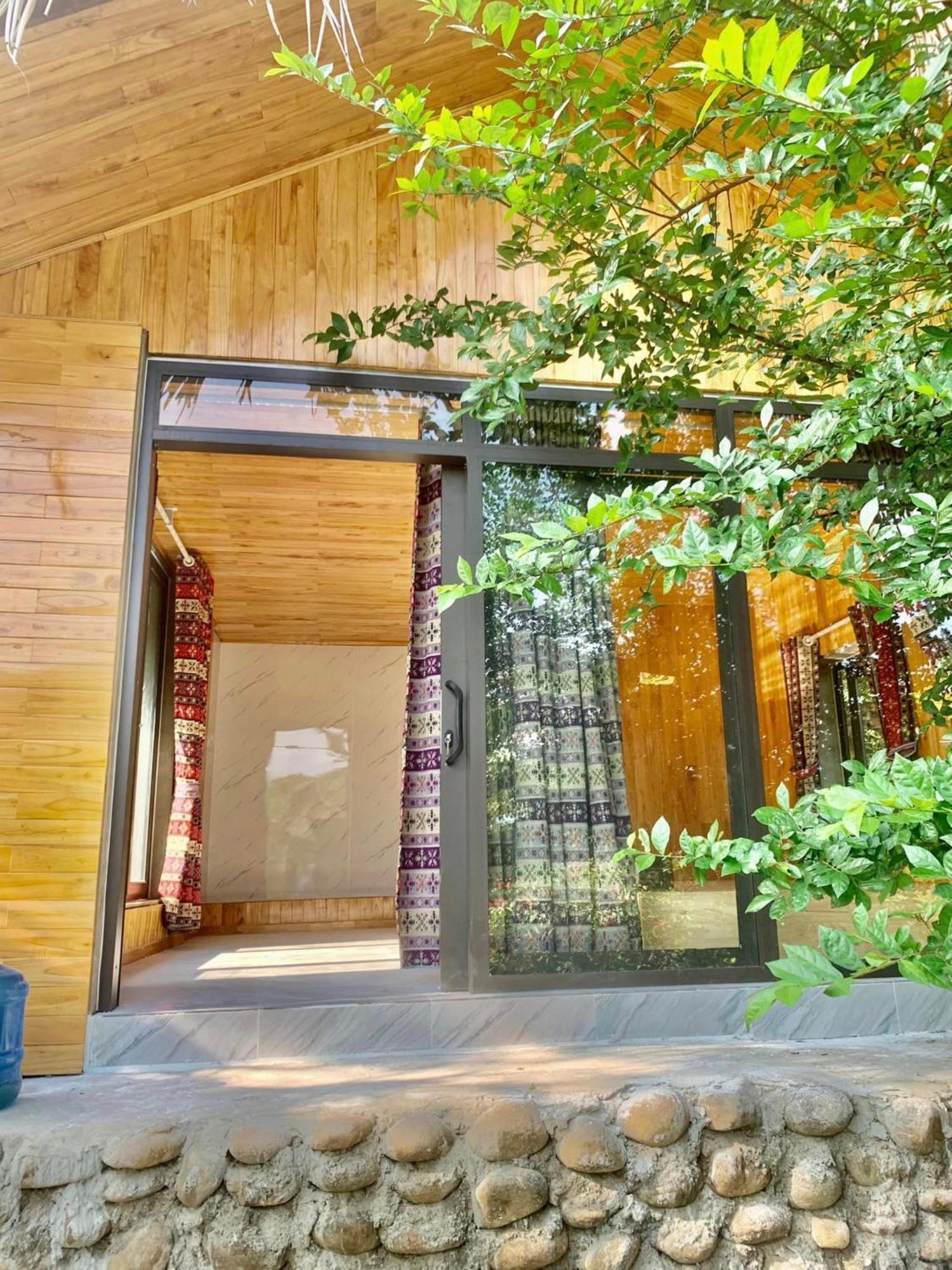 Homestay Nha Cua Mi - Mi'S House Yen Bai Екстериор снимка